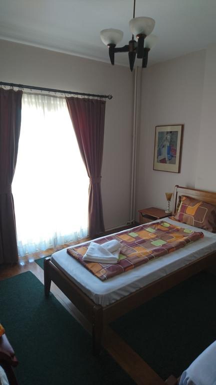 Hostel Bimbo Skopje Zewnętrze zdjęcie