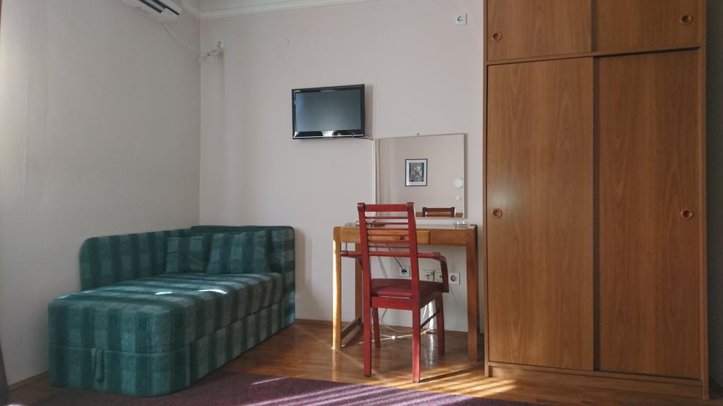 Hostel Bimbo Skopje Zewnętrze zdjęcie