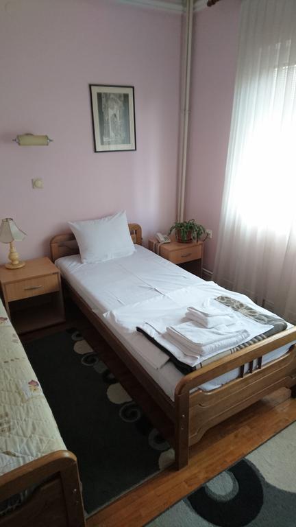 Hostel Bimbo Skopje Zewnętrze zdjęcie